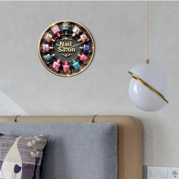 Nástenné hodiny - Laky